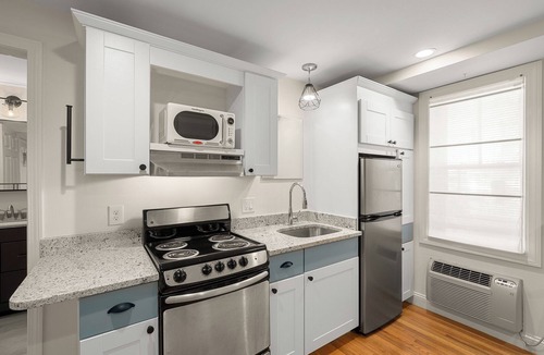 Newburyport Apartment | Nordic Suite at The Hygge House