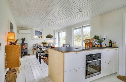 Rødhus House | Nordic summer house in the dunes near Rødhus