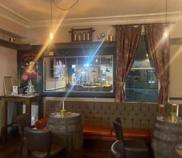 Chapeltown Hotel | Norfolk Arms Hotel Sheffield