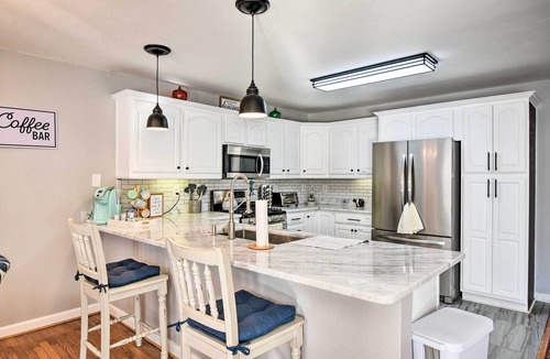 Bayview House | Norfolk Beach House Rental w/Private Pool!