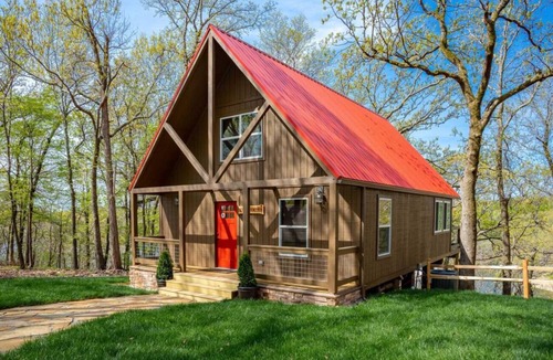 Afton Cabin | Norfolk Cabin (Boat Slip Included)
