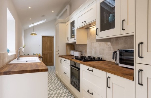 Stamford House | Norfolk House - Stamford