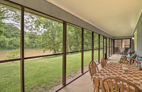 Lone Rock House | Norfork Getaway Walk in White River Access!