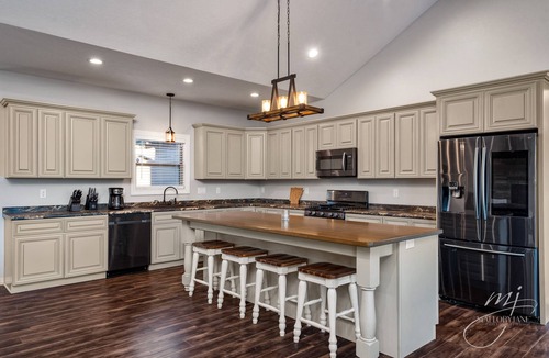 Calico Rock House | Norfork Lake: Family Retreat