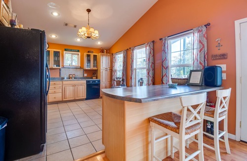 Mountain Home House | Norfork Lake Home: Game Room, Fire Pit + Views!