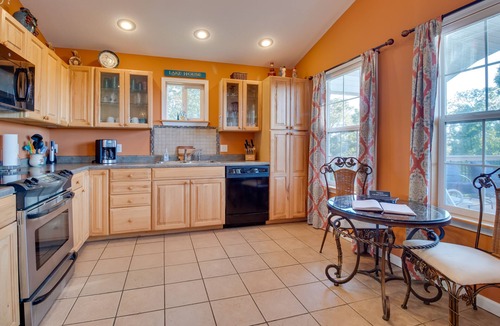 Mountain Home House | Norfork Lake Home: Game Room, Fire Pit + Views!