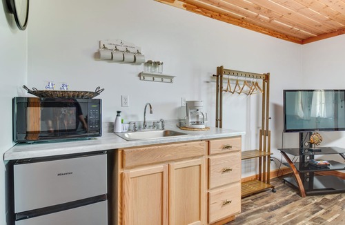 Lone Rock Apartment | Norfork Studio by White River: Ideal for Fishing!