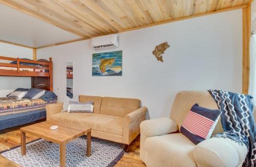 Lone Rock Apartment | Norfork Studio Cabin Fishing, Kayaking and More!