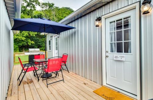 Lone Rock Apartment | Norfork Studio Escape: Walk to White River!