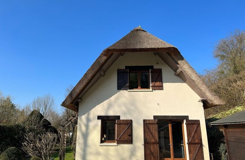 Saint-Martin-Saint-Firmin House | Normandy cottage with natural swimming pool