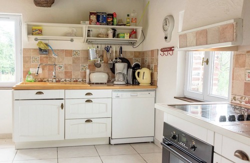 Courtonne-les-Deux-Eglises House | Norman Chalet with Pool