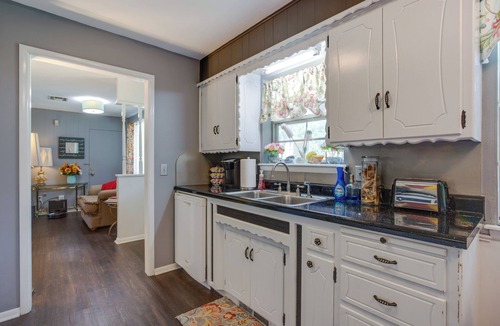 Norman Cottage | Norman Home w/Yard, Walk to Park & OU Campus!