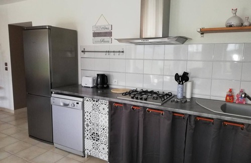 Beslon Cottage | Norman House with Garden and Pets Allowed