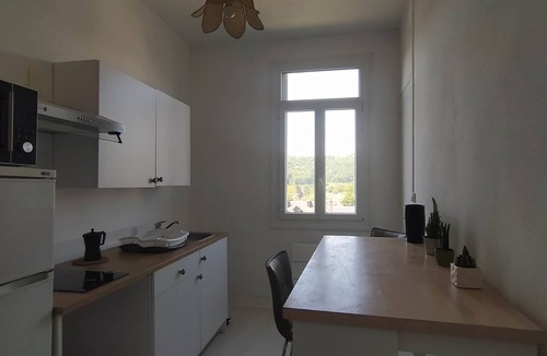 Deville-les-Rouen Apartment | Norman Nest - Easy and Free Parking