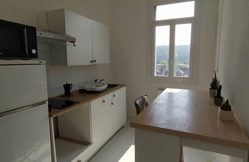 Deville-les-Rouen Apartment | Norman Nest - Easy and Free Parking