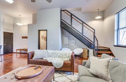 Norman House | Norman Retreat: 1 Mi to The University of Oklahoma