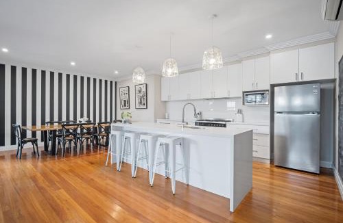 Turvey Park House | Norman's Rest Wagga