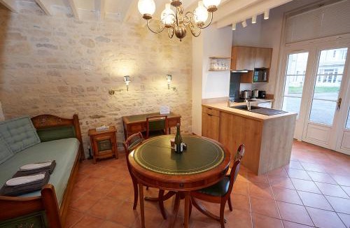 Isigny-sur-Mer House | Normand'Histoire Gite 1869