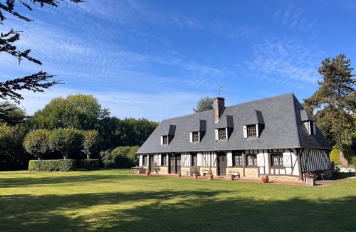 Saint-Pierre-de-Salerne House | Normandy country house (pool+tennis) 16 pers