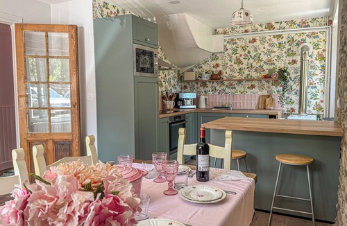 Cahan House | Normandy Countryside Charming House by River