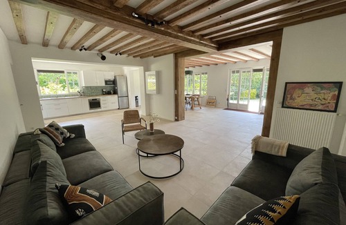 Gonneville-sur-Mer House | Normandy Domain with pool (16 people)