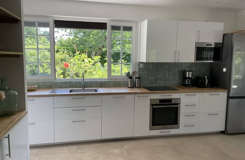 Gonneville-sur-Mer House | Normandy Domain with pool (16 people)