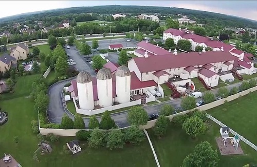 Blue Bell Hotel | Normandy Farm Hotel & Conference Center