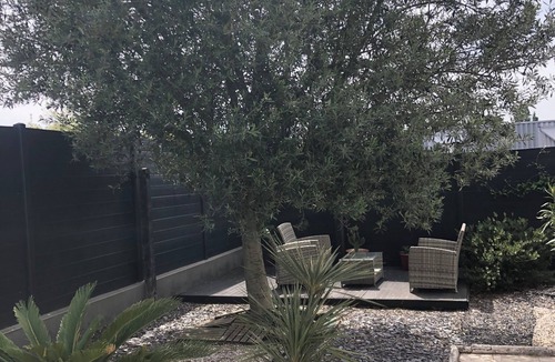 Giberville Apartment | Normandy getaway: D-Day Beaches, Gastronomy | 5 min Caen