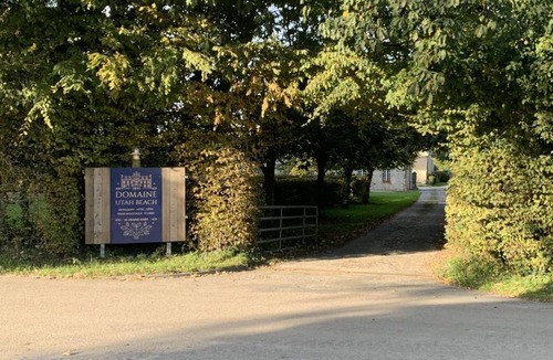 Sainte-Marie-du-Mont Cottage | Normandy Home near Utah Beach, pets allowed