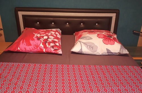 Saint-Lo Bed & Breakfast | Normandy landing beaches room