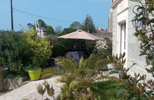 Ver-sur-Mer House | Normandy :Large, comfortable historic house with sauna.