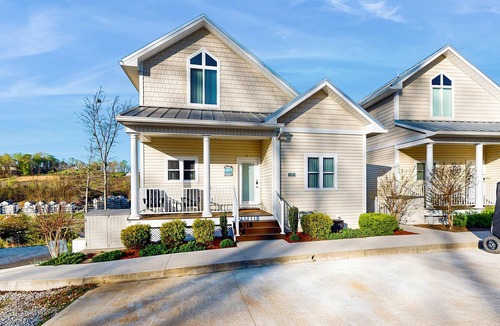 La Follette Condo | Norris Lake Condo・Boat Slip・Pool・Marina Access
