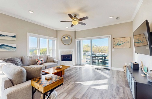 La Follette Condo | Norris Lake Condo・Boat Slip・Pool・Marina Access