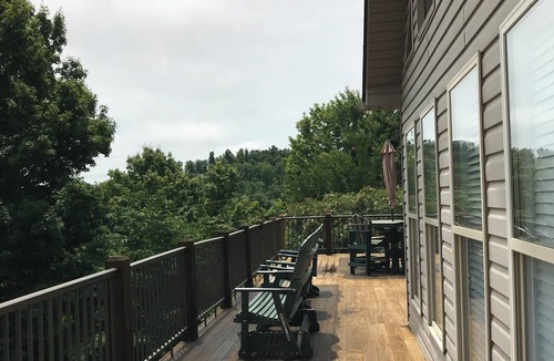 La Follette House | NORRIS LAKE FRONT RENTALS: SHANGHAI LAKE VIEW PARADISE WITH BEAUTIFUL VIEWS