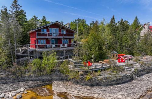 Lion's Head House | Norse Nook SAUNAHOT TUB Waterfront