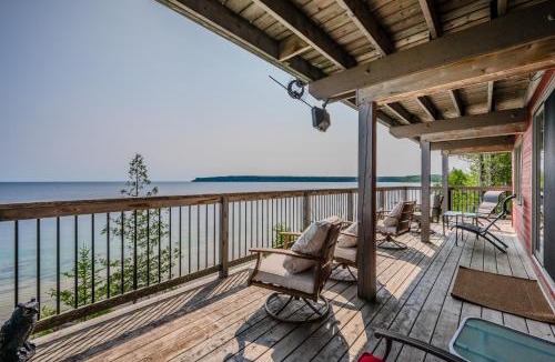 Lion's Head House | Norse Nook SAUNAHOT TUB Waterfront