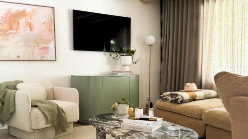 Macedon House | Norsu Cabin