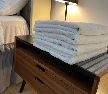 East Acton Apartment | North Acton Flat