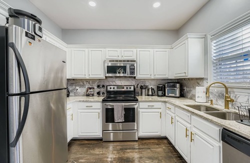 Tucker Condo | North Atlanta Private Suite