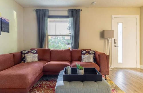 North Lamar House | North Austin Hideaway: Cozy Updated 3BR!