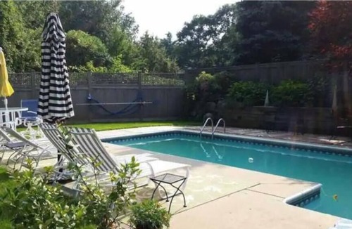 Hampton House | North Beach Hampton House Near Beach