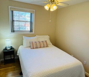 North Bethesda Apartment | North Bethesda Gem