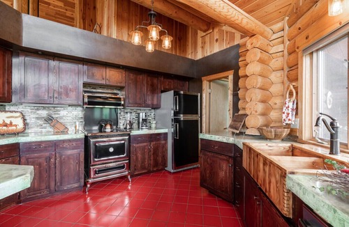 Belgrade House | North Bozeman Winter Basecamp