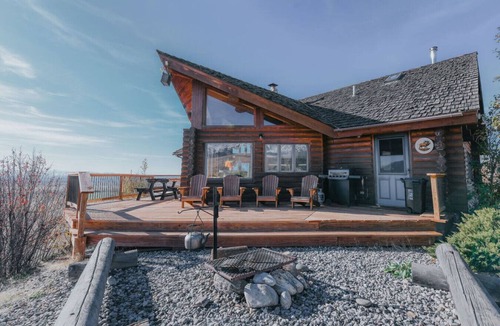 Belgrade House | North Bozeman Winter Basecamp