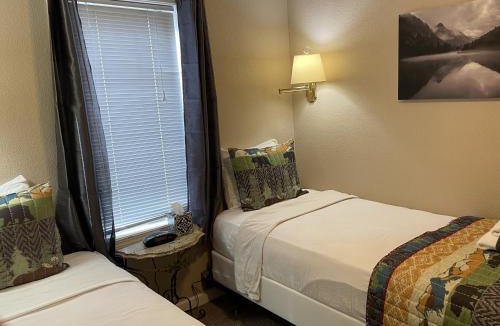 Marblemount Cabin | North Cascades Inn