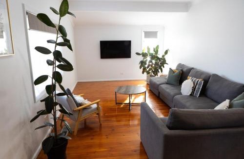 Shepparton House | North Central Spacious Charmer