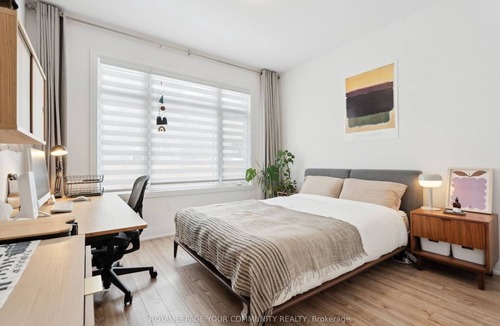 Innisfil House | North City Haven - Cozy 2 Bedroom Retreat
