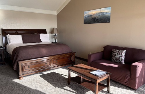 Fort Bragg Hotel | North Cliff Hotel