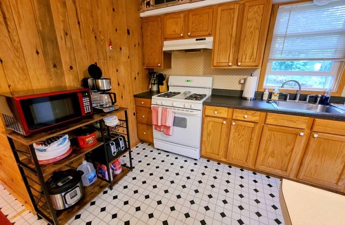 Ontonagon House | North Coast Adventurer's Secluded 1000 acre Oasis
