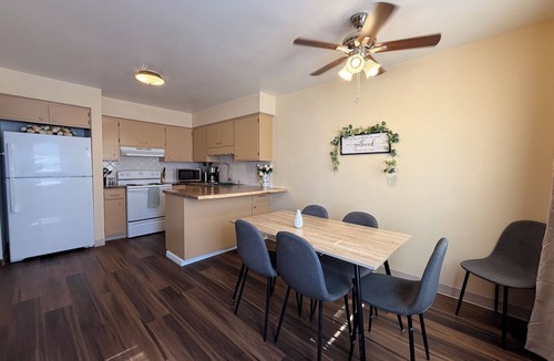 Columbus House | North Columbus home